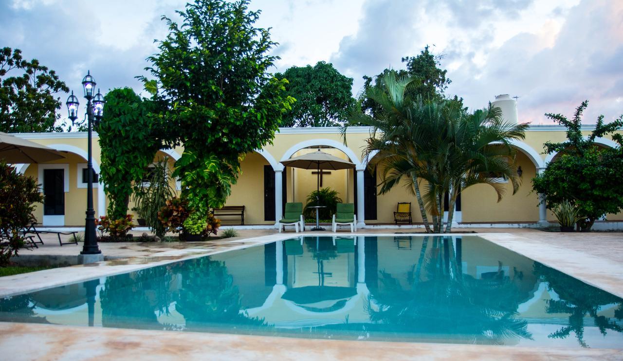Hotel Hacienda De إسامال المظهر الخارجي الصورة